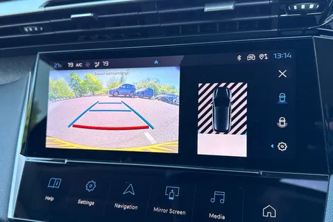 MK23XNA PEUGEOT 308 1.2 PureTech Allure Premium EAT Euro 6 (s/s) 5dr Thumbnail #51