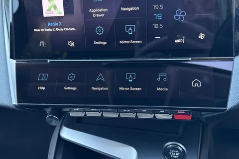 MK23XNA PEUGEOT 308 1.2 PureTech Allure Premium EAT Euro 6 (s/s) 5dr Thumbnail #52