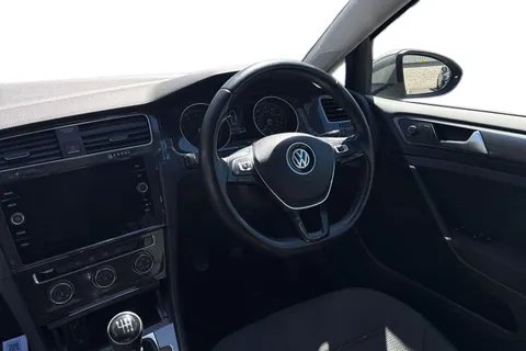 AP18HUY Volkswagen Golf 1.5 TSI EVO SE [Nav] 5dr Thumbnail #12