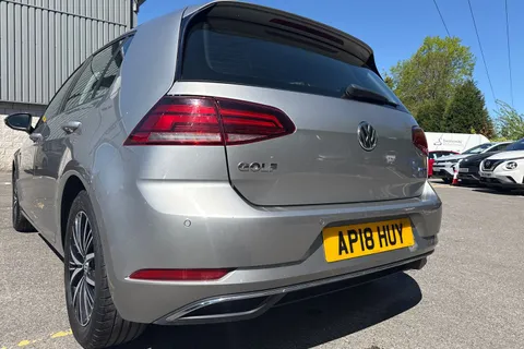 AP18HUY Volkswagen Golf 1.5 TSI EVO SE [Nav] 5dr Thumbnail #15