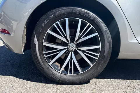 AP18HUY Volkswagen Golf 1.5 TSI EVO SE [Nav] 5dr Thumbnail #22