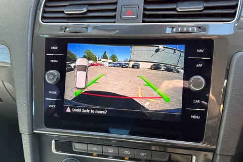 AP18HUY Volkswagen Golf 1.5 TSI EVO SE [Nav] 5dr Thumbnail #36