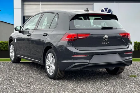  Volkswagen Golf 1.5 TSI Life Euro 6 (s/s) 5dr Thumbnail #3