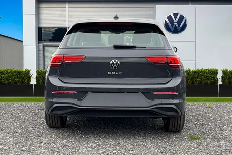  Volkswagen Golf 1.5 TSI Life Euro 6 (s/s) 5dr Thumbnail #5