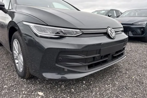  Volkswagen Golf 1.5 TSI Life Euro 6 (s/s) 5dr Thumbnail #9