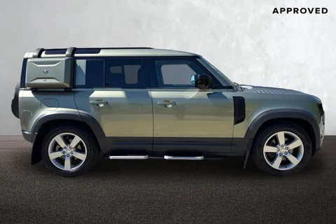 DW23FZT Land Rover Defender 110 3.0 D250 MHEV HSE SUV 5dr Diesel Auto 4WD Euro 6 (s/s) (250 ps) Thumbnail #6
