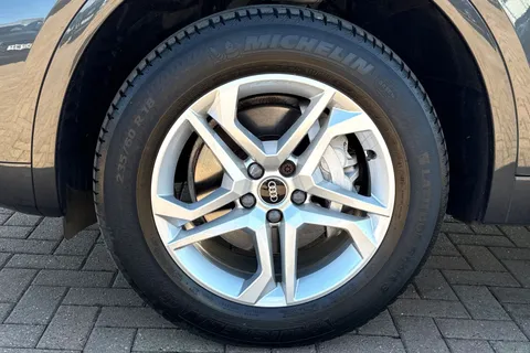 AU21PVN Audi Q5 Sport 40 TDI quattro 204 PS S tronic Thumbnail #12
