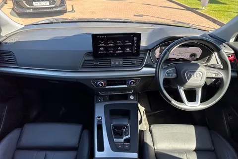 AU21PVN Audi Q5 Sport 40 TDI quattro 204 PS S tronic Thumbnail #25