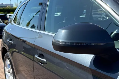 AU21PVN Audi Q5 Sport 40 TDI quattro 204 PS S tronic Thumbnail #28