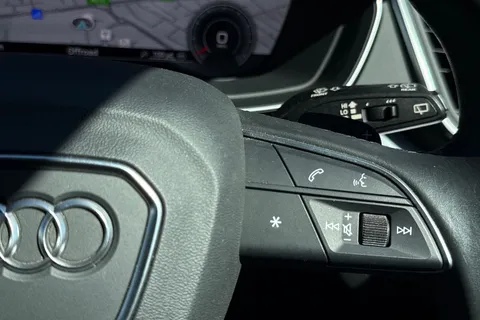 AU21PVN Audi Q5 Sport 40 TDI quattro 204 PS S tronic Thumbnail #49