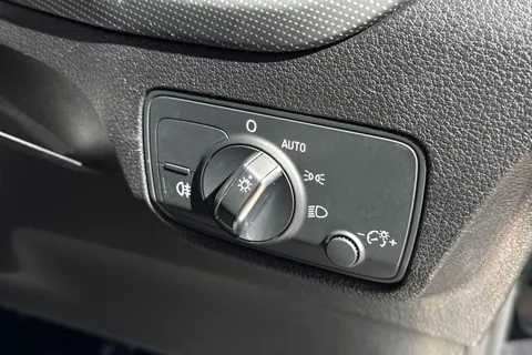 F15WBA Audi Q2 35 TFSI Sport 5dr S Tronic Thumbnail #42