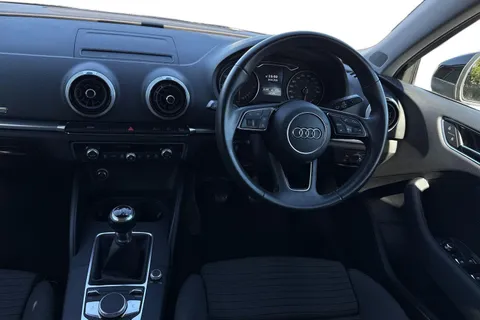 OW18XTH Audi A3 1.0 TFSI Sport Sportback Euro 6 (s/s) 5dr Thumbnail #19