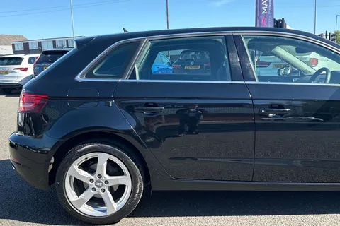 OW18XTH Audi A3 1.0 TFSI Sport Sportback Euro 6 (s/s) 5dr Thumbnail #32