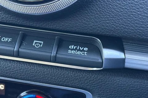 OW18XTH Audi A3 1.0 TFSI Sport Sportback Euro 6 (s/s) 5dr Thumbnail #40