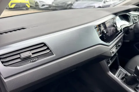 PK71TYG Volkswagen Polo 1.0 EVO Active Euro 6 (s/s) 5dr Thumbnail #31