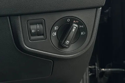 PK71TYG Volkswagen Polo 1.0 EVO Active Euro 6 (s/s) 5dr Thumbnail #49