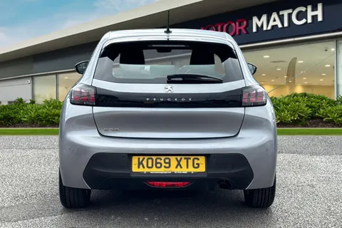 4 of 65 for PEUGEOT 208 1.2 PureTech Active Euro 6 (s/s) 5dr