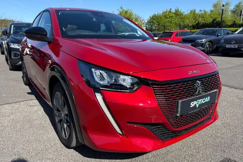 MW72NEN PEUGEOT e-208 50kWh Allure Premium + Auto 5dr (7kW Charger) Thumbnail #8