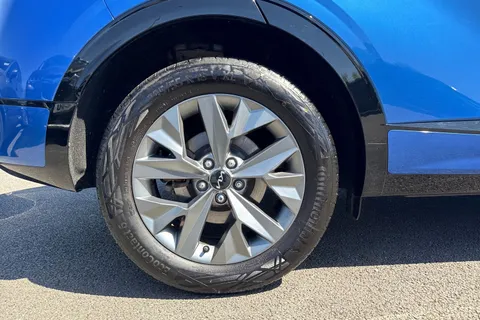 WG24PUF Kia Sportage 1.6 h T-GDi GT-Line Auto Euro 6 (s/s) 5dr Thumbnail #11