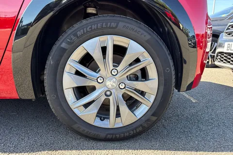 MW72NEN PEUGEOT e-208 50kWh Allure Premium + Auto 5dr (7kW Charger) Thumbnail #12