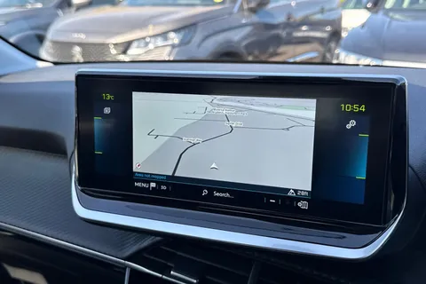 MW72NEN PEUGEOT e-208 50kWh Allure Premium + Auto 5dr (7kW Charger) Thumbnail #16