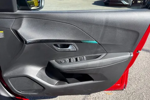 MW72NEN PEUGEOT e-208 50kWh Allure Premium + Auto 5dr (7kW Charger) Thumbnail #20