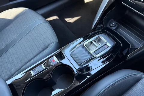 MW72NEN PEUGEOT e-208 50kWh Allure Premium + Auto 5dr (7kW Charger) Thumbnail #22