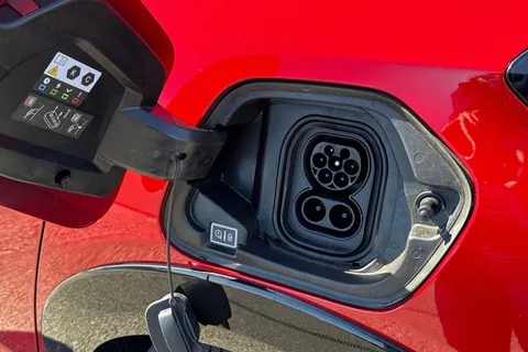 MW72NEN PEUGEOT e-208 50kWh Allure Premium + Auto 5dr (7kW Charger) Thumbnail #30