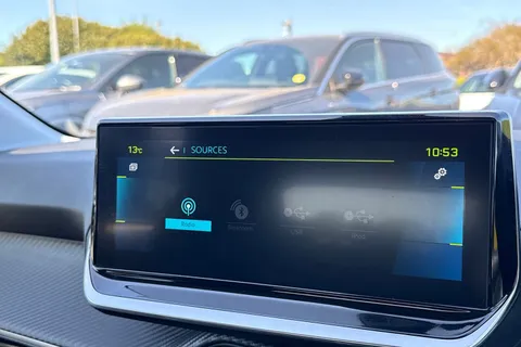 MW72NEN PEUGEOT e-208 50kWh Allure Premium + Auto 5dr (7kW Charger) Thumbnail #46