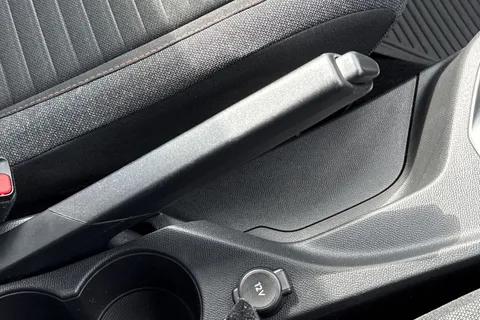54 of 65 for PEUGEOT 208 1.2 PureTech Active Euro 6 (s/s) 5dr