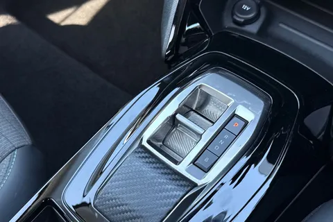 MW72NEN PEUGEOT e-208 50kWh Allure Premium + Auto 5dr (7kW Charger) Thumbnail #57