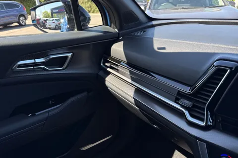 WG24PUF Kia Sportage 1.6 h T-GDi GT-Line Auto Euro 6 (s/s) 5dr Thumbnail #60