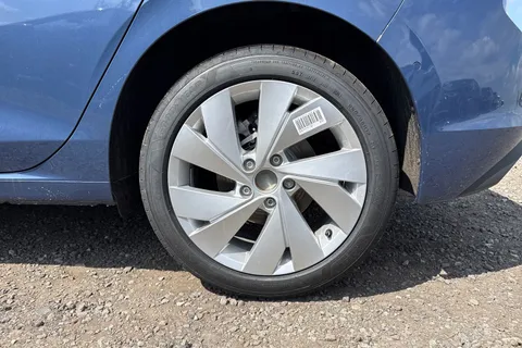  Volkswagen Golf 1.5 TSI Match Euro 6 (s/s) 5dr Thumbnail #11