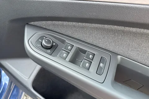  Volkswagen Golf 1.5 TSI Match Euro 6 (s/s) 5dr Thumbnail #21
