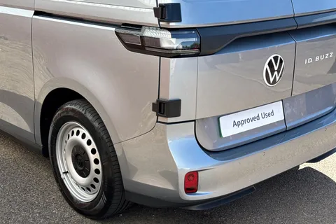 KY74PZO Volkswagen Id. Buzz Cargo 256PS Commerce 79kWh Auto-Towpack Thumbnail #9