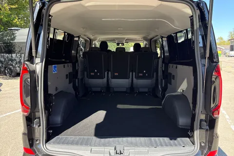 6 of 53 for VOLKSWAGEN TRANSPORTER 2.0 TDI 150 Commerce Pro Kombi Van Auto