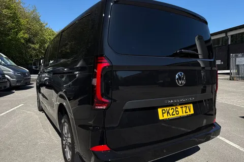 7 of 53 for VOLKSWAGEN TRANSPORTER 2.0 TDI 150 Commerce Pro Kombi Van Auto