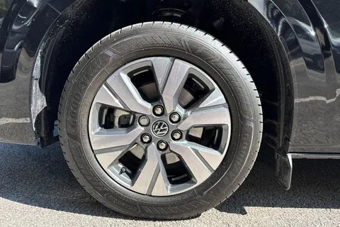 12 of 53 for VOLKSWAGEN TRANSPORTER 2.0 TDI 150 Commerce Pro Kombi Van Auto