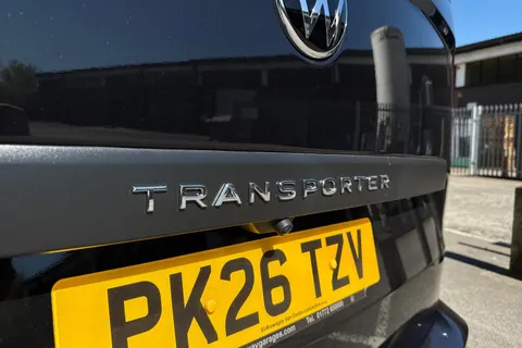 27 of 53 for VOLKSWAGEN TRANSPORTER 2.0 TDI 150 Commerce Pro Kombi Van Auto