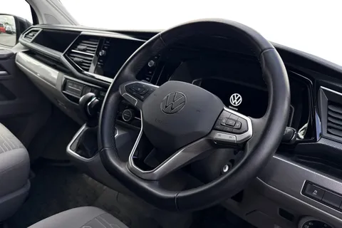 14 of 58 for VOLKSWAGEN CALIFORNIA 2.0 TDI Ocean 4dr DSG