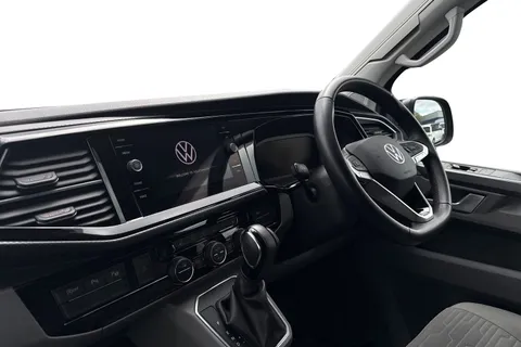 15 of 58 for VOLKSWAGEN CALIFORNIA 2.0 TDI Ocean 4dr DSG