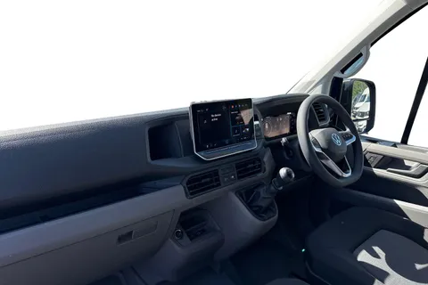 CX25LBE Volkswagen Crafter 2.0 TDI 140PS Commerce High Roof Van Thumbnail #9