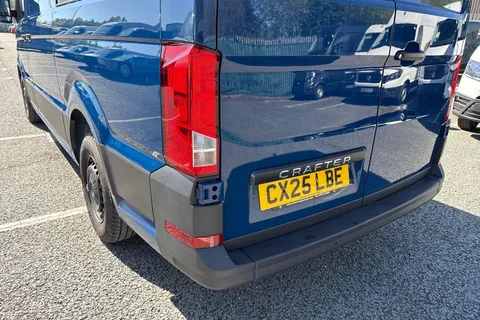 CX25LBE Volkswagen Crafter 2.0 TDI 140PS Commerce High Roof Van Thumbnail #16