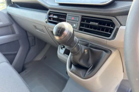 CX25LBE Volkswagen Crafter 2.0 TDI 140PS Commerce High Roof Van Thumbnail #20