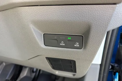 CX25LBE Volkswagen Crafter 2.0 TDI 140PS Commerce High Roof Van Thumbnail #28