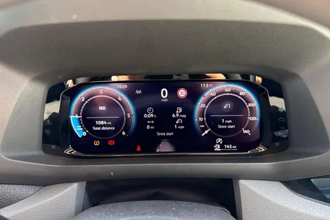 CX25LBE Volkswagen Crafter 2.0 TDI 140PS Commerce High Roof Van Thumbnail #30