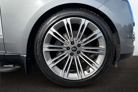 FM72NEJ Land Rover Range Rover 3.0 D350 Autobiography LWB 4dr Auto [7 Seat] Thumbnail #9