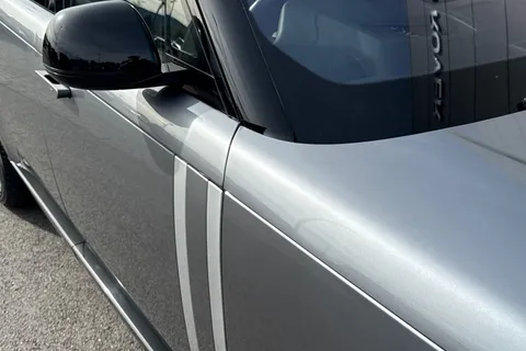 FM72NEJ Land Rover Range Rover 3.0 D350 Autobiography LWB 4dr Auto [7 Seat] Thumbnail #21