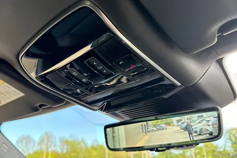 FM72NEJ Land Rover Range Rover 3.0 D350 Autobiography LWB 4dr Auto [7 Seat] Thumbnail #24