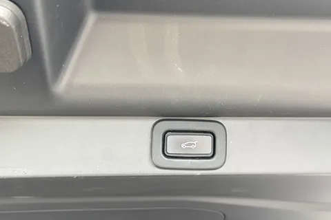 FM72NEJ Land Rover Range Rover 3.0 D350 Autobiography LWB 4dr Auto [7 Seat] Thumbnail #40